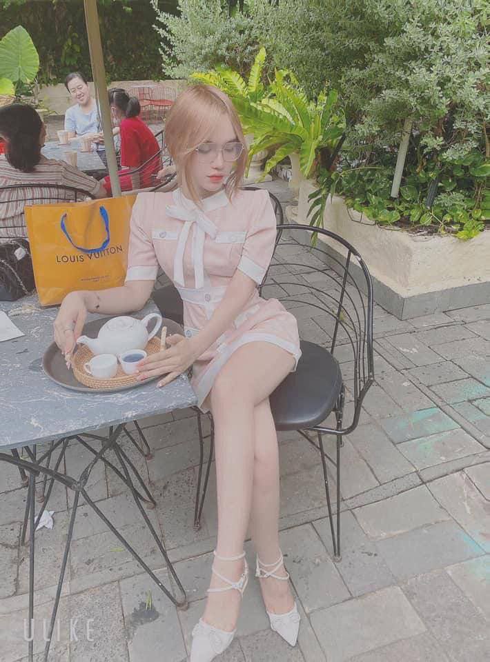 Người vợ hư dẫn trai về xoạc khi Ông chồng đi vắng